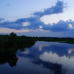 Сумерки над рекой